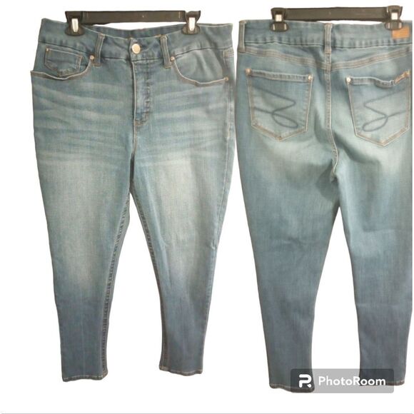 Seven 7 lane Bryant  high waist medium wash tapered leg jeans with stret… - Picture 1 of 12